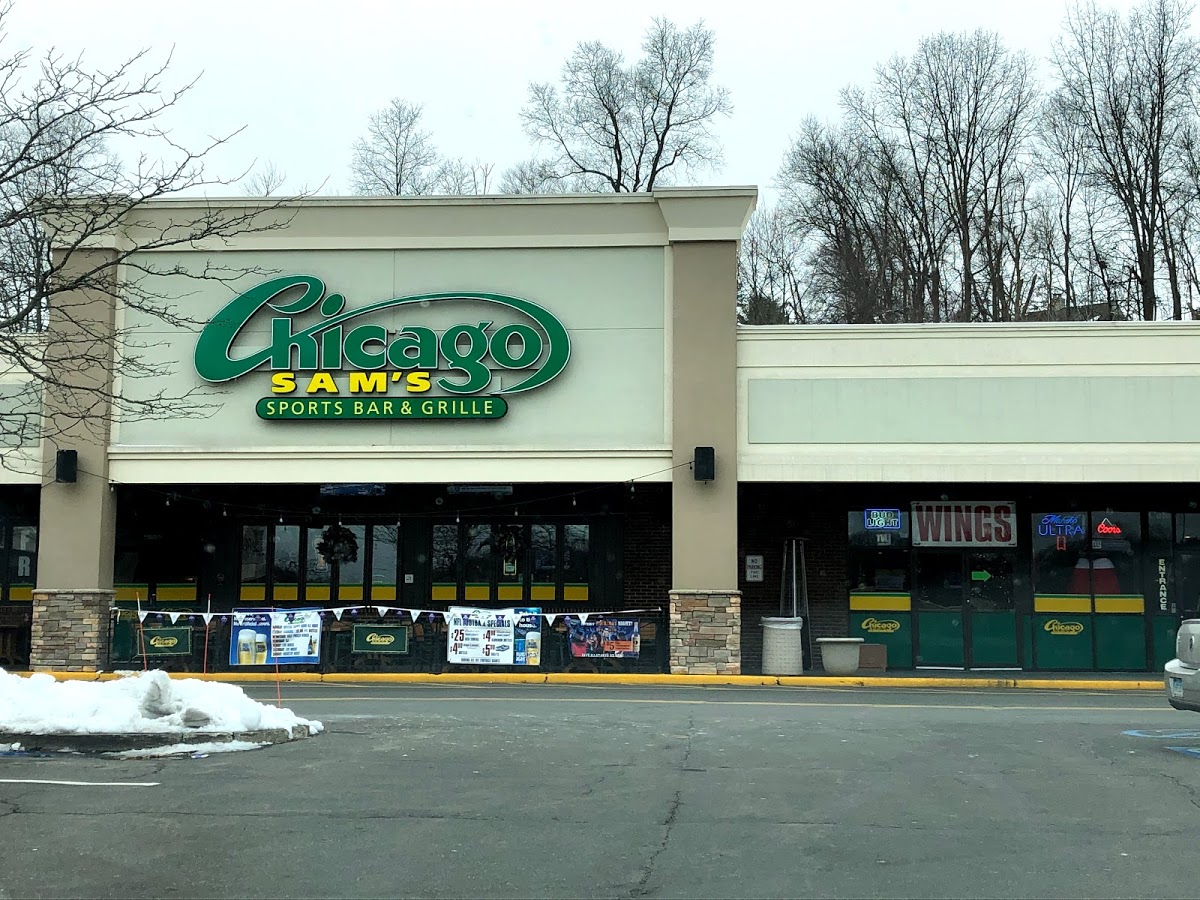 Chicago Sams formerly Rookies Sports Bar Cromwell